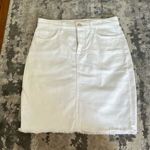 Jen 7 by 7 for all Mankind white denim pencil skirt